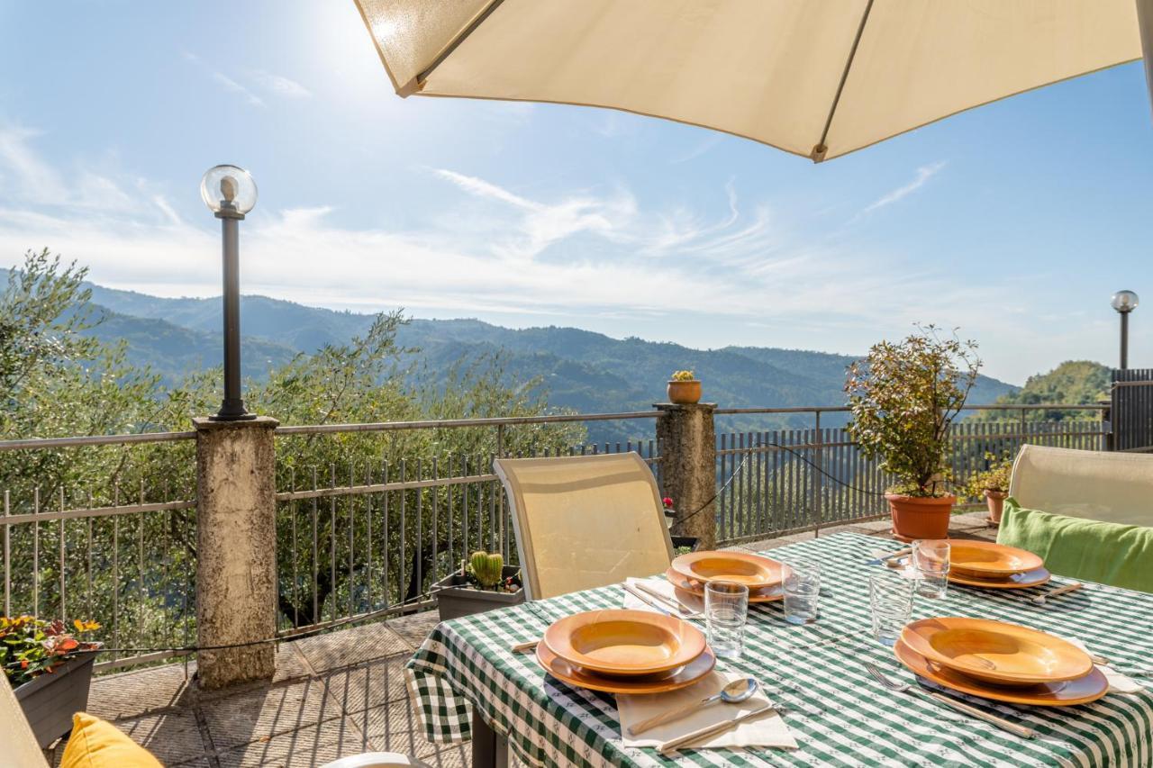 Il Belvedere Sulla Valle House Apartment Pescia Bagian luar foto