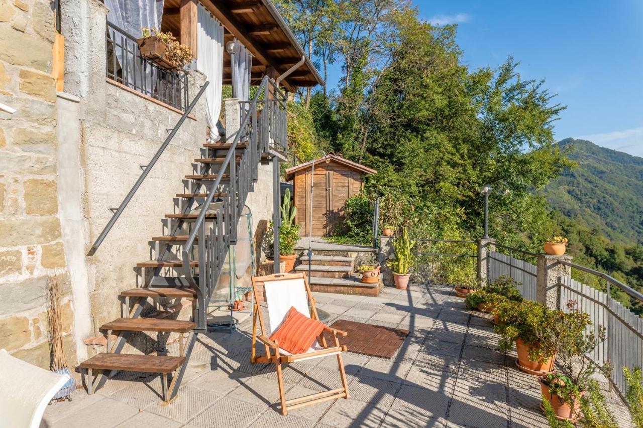 Il Belvedere Sulla Valle House Apartment Pescia Bagian luar foto